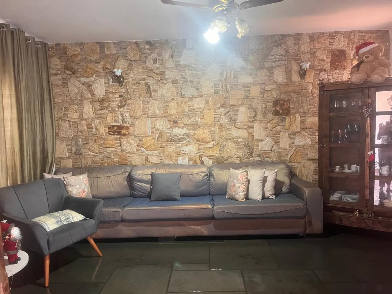 Casa com 3 dormitórios e 4 vagas na garagem em Barretos, SP — foto 2