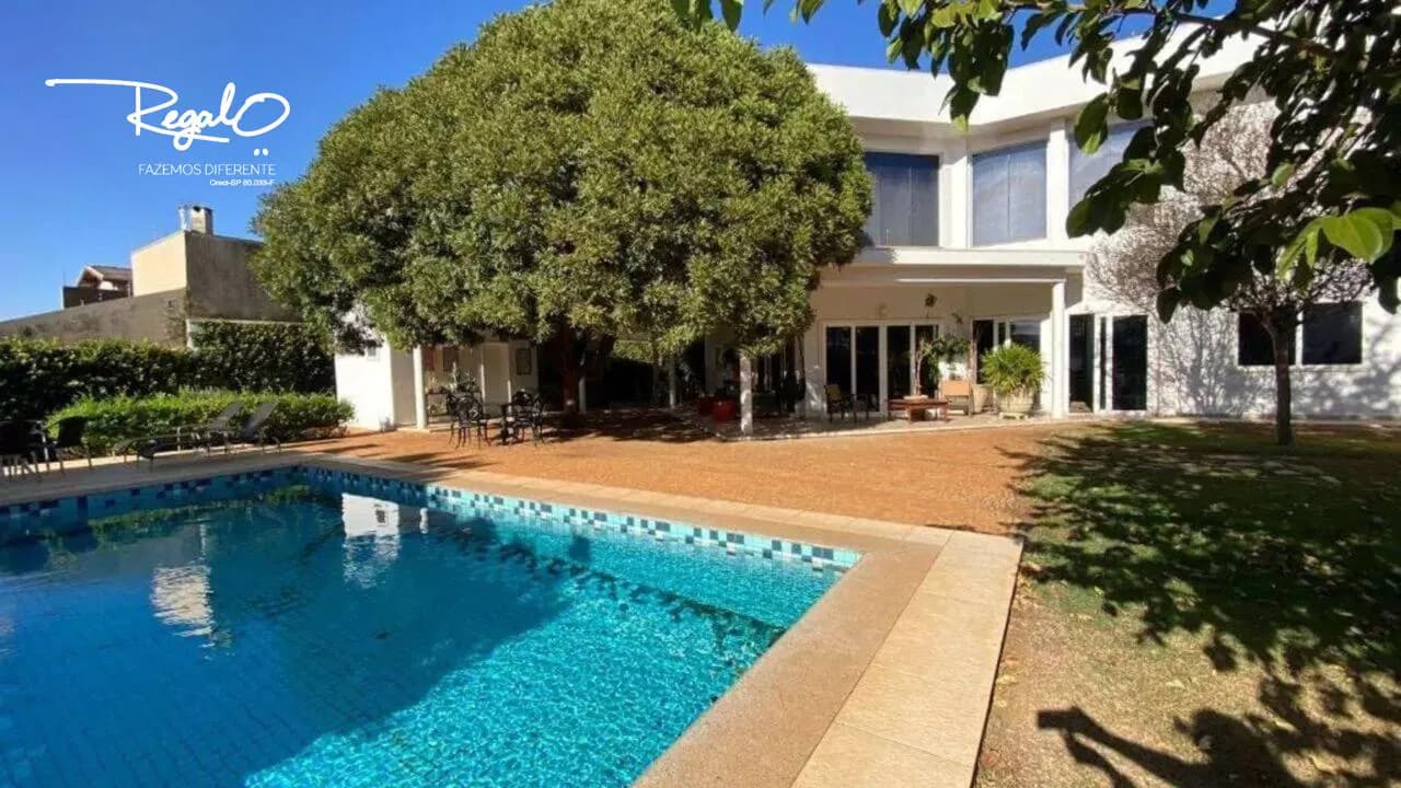 Casa de 529.75m² com 4 dormitórios e 4 vagas na garagem em Barretos, SP