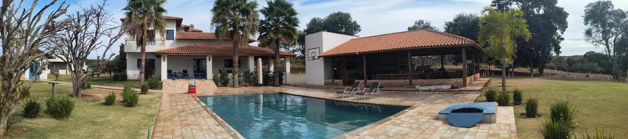 Chácara de 60.49m² com 6 dormitórios e 8 vagas na garagem em Olimpia, SP — foto 1