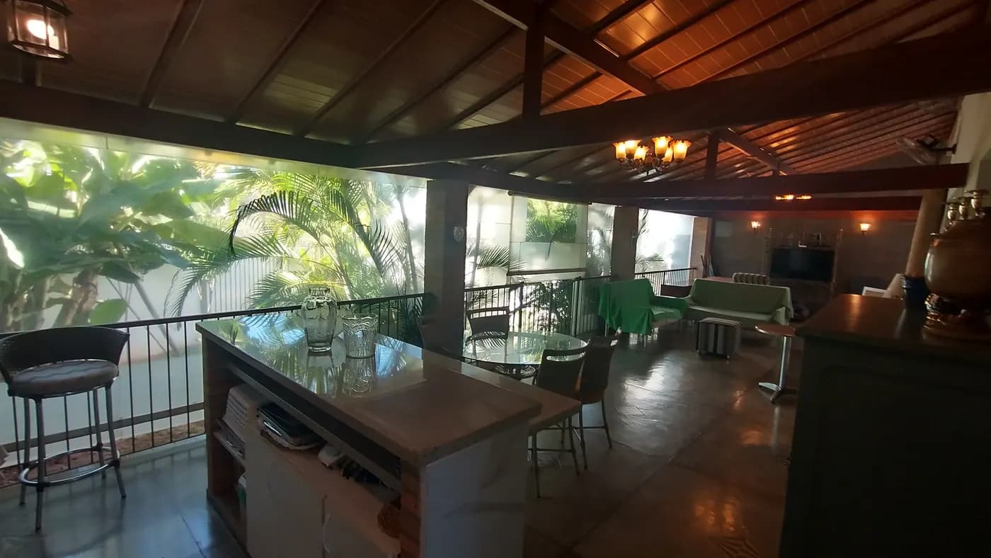 Casa de 270m² com 3 dormitórios e 4 vagas na garagem em São José do Rio Preto, SP — foto 4