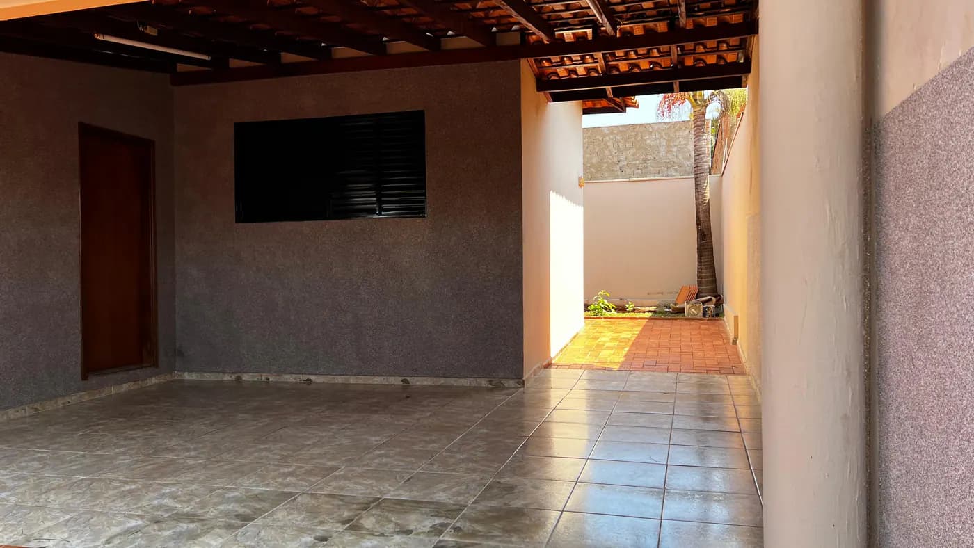 Casa de 97.29m² com 2 dormitórios e 2 vagas na garagem em Barretos, SP — foto 2